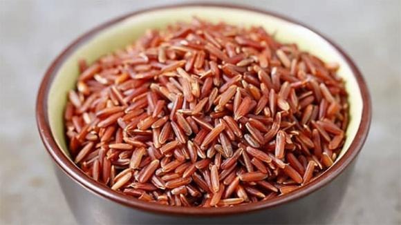 Ngoài gạo lứt, còn rất nhiều thực phẩm giàu chất xơ mang lại lợi ích tuyệt vời cho sức khỏe. 