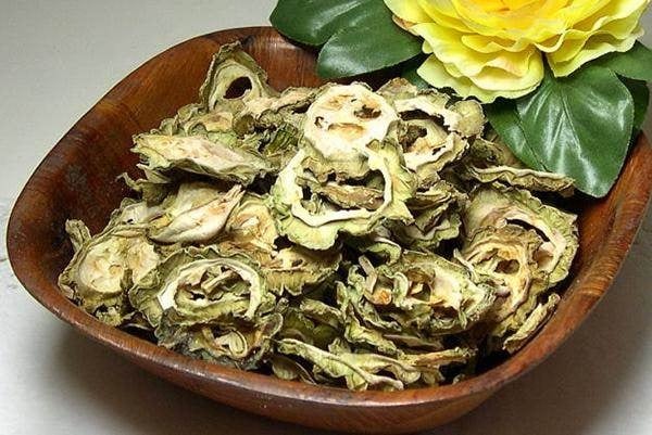 Nước mướp đắng khô giúp kích thích quá trình trao đổi chất, thúc đẩy tiêu hóa và hỗ trợ đào thải độc tố. 