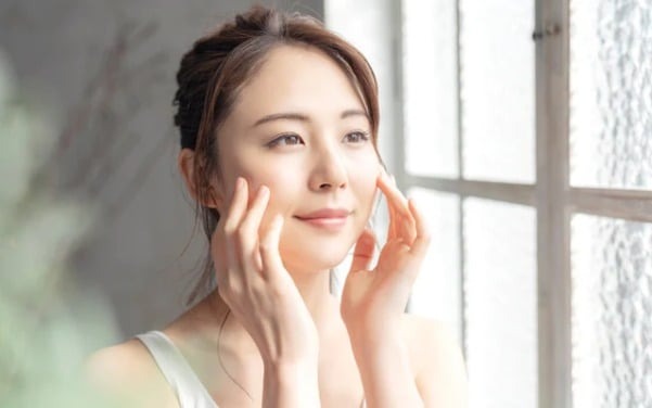 Phụ nữ ở tuổi 30 thường mang nét quyến rũ trưởng thành và sự thu hút đặc biệt. 