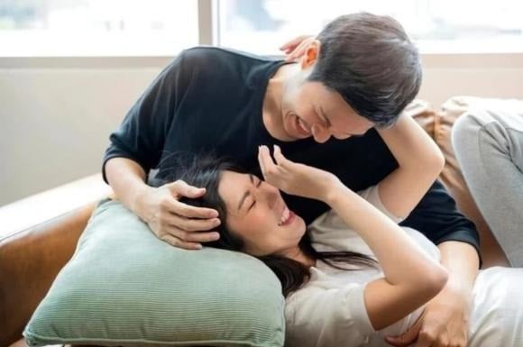 Hai tuần trước kỳ kinh, chu kỳ kinh nguyệt của phụ nữ là một quá trình tự nhiên và đều đặn mỗi tháng.