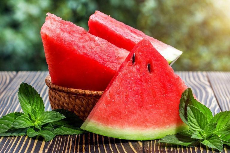 6 người tuyệt đối không nên ăn dưa hấu