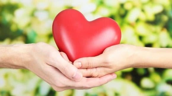 Để một cặp đôi có thể hạnh phúc lâu dài, họ cần phải biết trân trọng và quan tâm đến nhau.