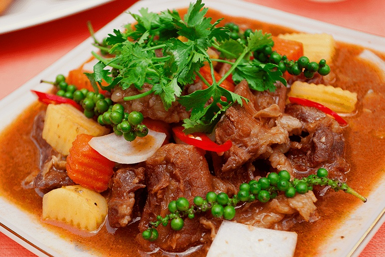 Hầm thịt bò đừng chỉ chần qua nước, làm cách này thịt mềm nục, hết hôi
