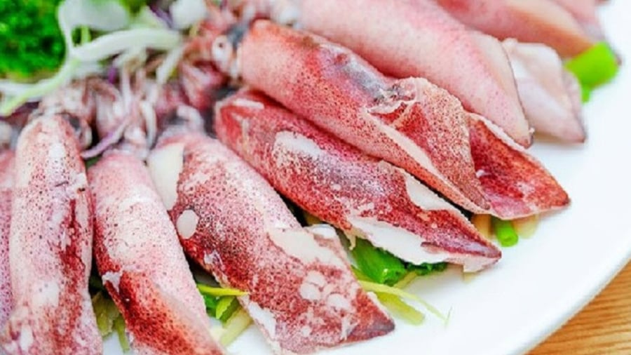 Cách hấp mực tươi ngon không tanh chút nào