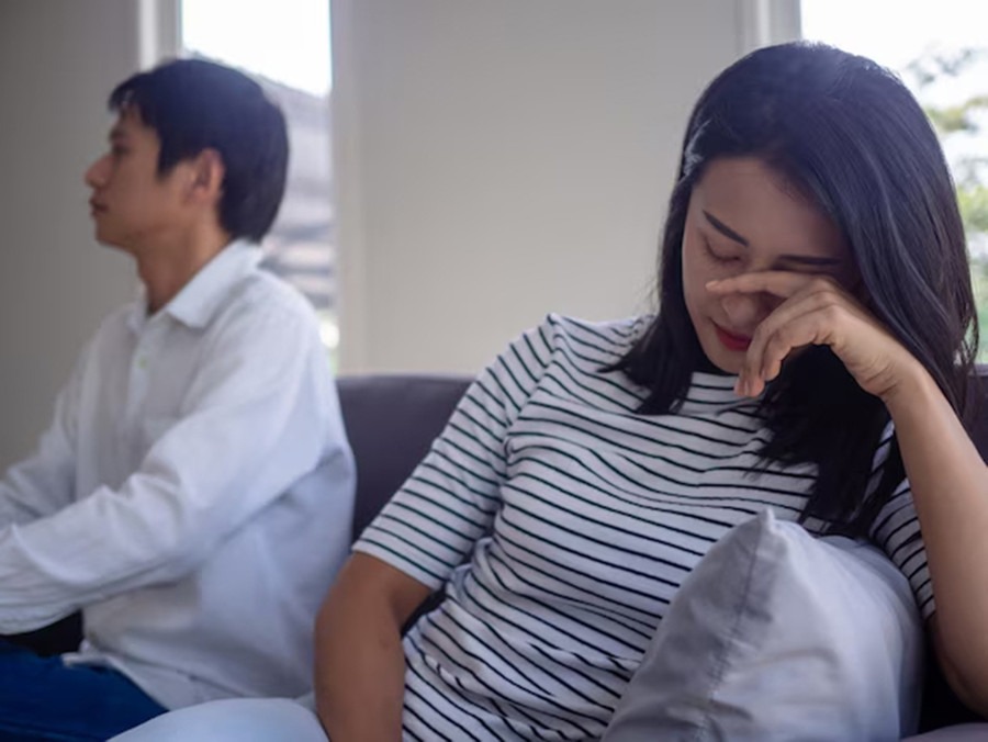 Đối với con người, đôi khi sinh tồn và sự ổn định trong Shbet16 chơi game trực tuyến lại quan trọng hơn tình cảm. 
