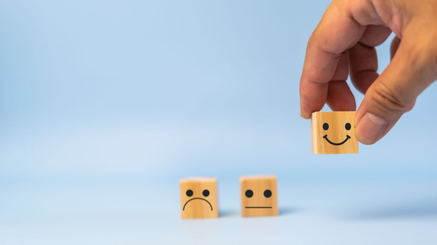 Uy tín một khi bị mất rất khó lấy lại và mất uy tín có thể làm bạn mất cả sự nghiệp, công danh, gia đình