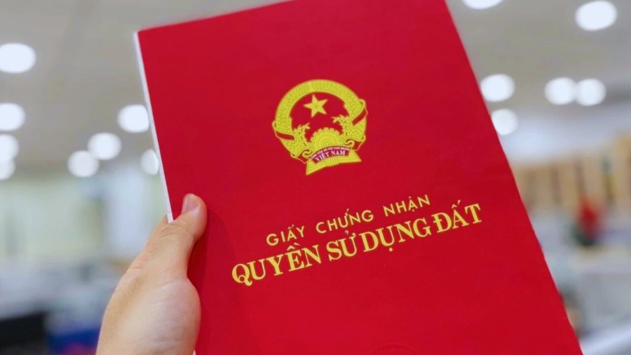 4 khoản tiền phải nộp khi làm Sổ Đỏ cho đất không có giấy tờ năm 2025: Người dân chú ý