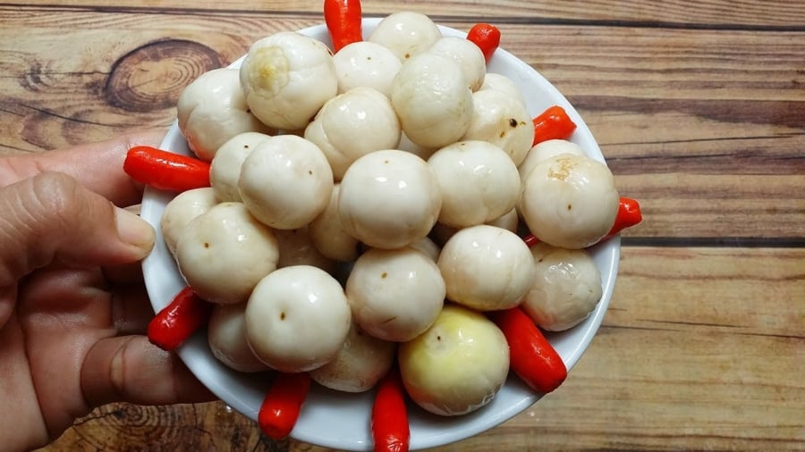Những người không nên ăn cà muối