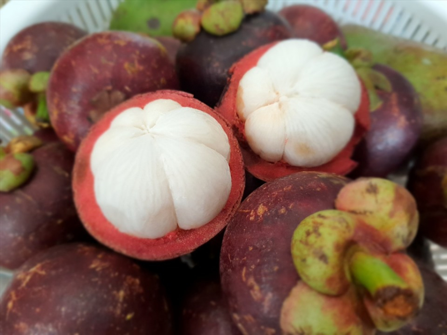 Những ai không nên ăn măng cụt?
