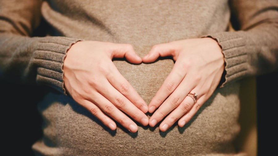 Sinh tháng 9, 10 nghĩa là mẹ thụ thai đầu xuân, điều đó thuận lợi cho cả mẹ giai đoạn bầu và thuận cho con giai đoạn vận động đầu đời
