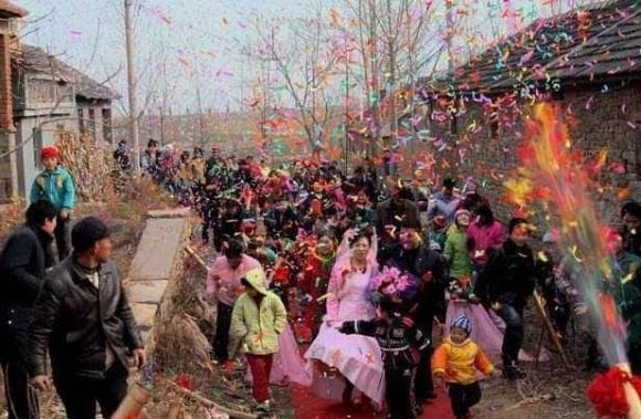 Câu nói “Không cho vợ chồng mượn nhà” mang ý nghĩa rằng không nên cho các cặp đôi mượn nhà để ngủ hoặc tổ chức lễ cưới, bởi người xưa cho rằng điều này sẽ mang lại xui xẻo, không may mắn cho Shbet111 slot, casino, thể thao, xổ số chủ nhà.