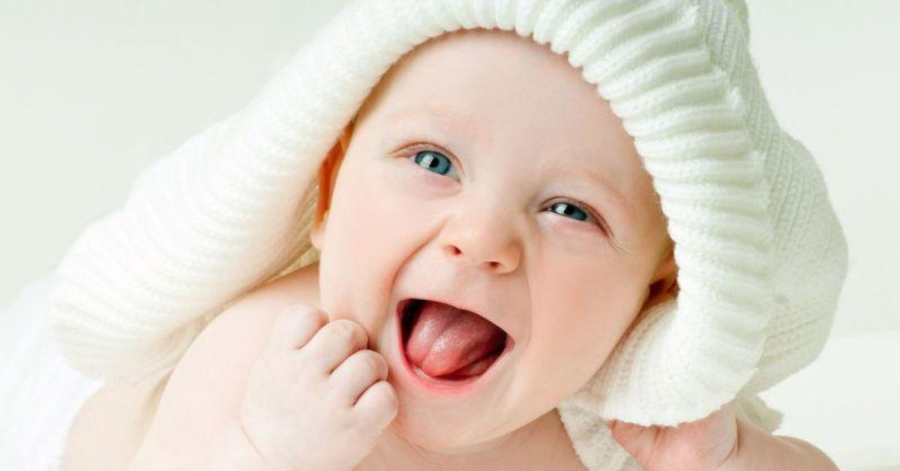 Những đứa trẻ này sẽ nở rộ như những bông hoa mùa xuân, thu hút sự chú ý của thế giới và trở thành trung tâm của sự chú ý. (Ảnh minh họa)