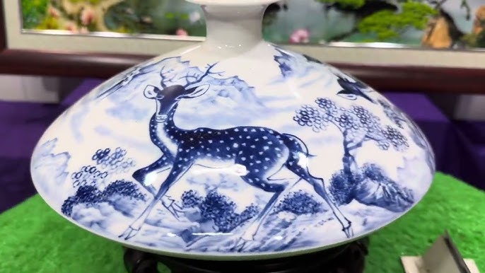 Binh sứ cổ càng để lâu càng giàu có