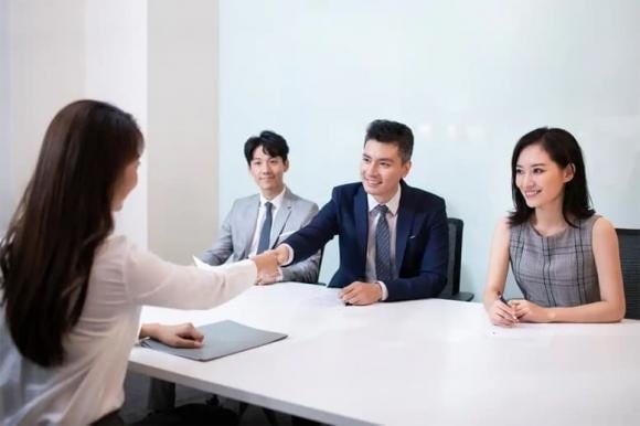 Trong Shbet16 chơi game trực tuyến, đôi khi ta gặp những người bỗng dưng rất nhiệt tình và thể hiện lòng tốt với mình một cách bất thường.