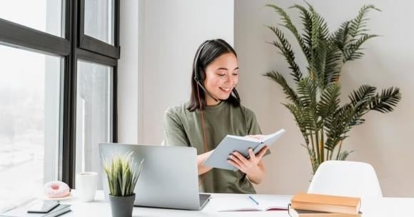 Nhiều người thường cảm thấy tổn thương hoặc tức giận vì những lời nói tiêu cực từ người khác.