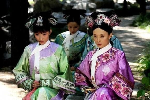Trái với hình dung của nhiều người rằng cung nữ thời xưa sống an nhàn trong nhung lụa, thực tế họ phải tuân thủ hàng loạt quy tắc nghiêm ngặt. 