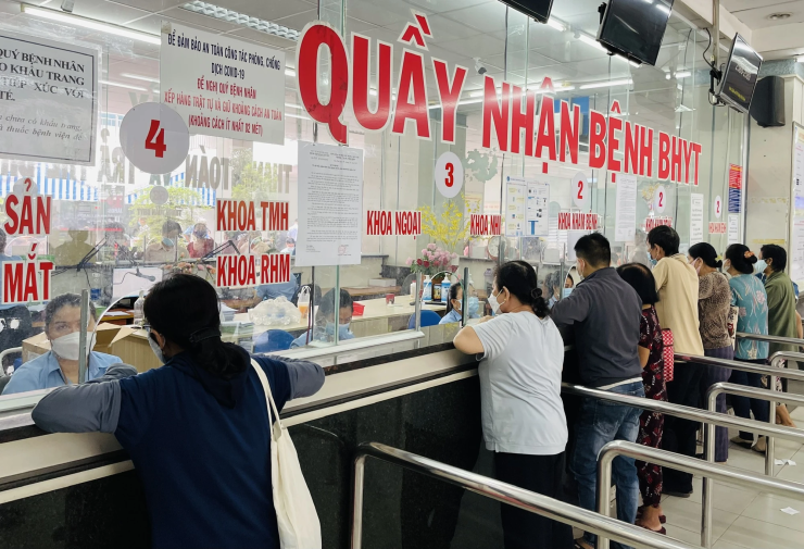 Thay vì căn cứ vào mức lương cơ sở để tính đóng bảo hiểm y tế như hiện nay thì từ 01/7/2025, Chính phủ sẽ căn cứ vào mức tham chiếu.