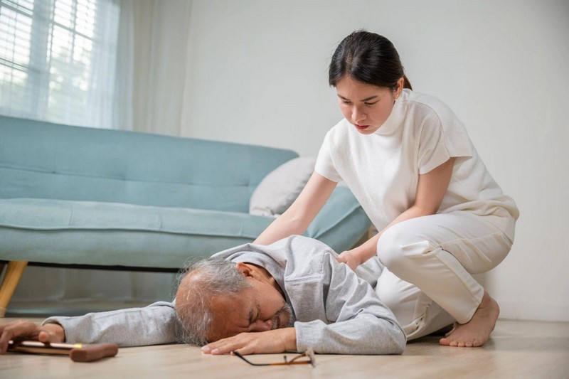 Dấu hiệu cảnh báo đột quỵ não sớm