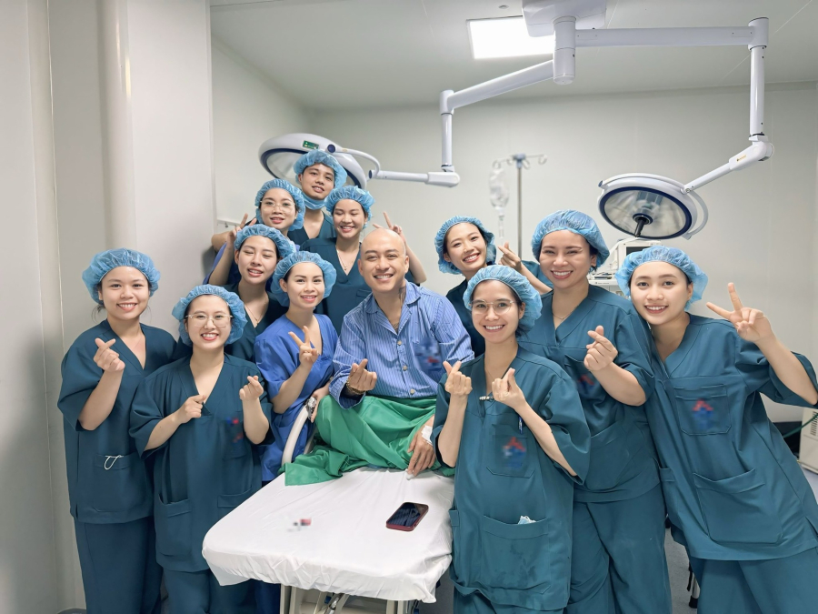 Sau ca Shbet888 tiền thưởng cực khủng, Tuấn Hưng nhanh chóng cập nhật tình trạng hiện tại với khán giả. 