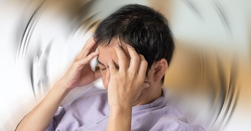 Chóng mặt, mất thăng bằng    