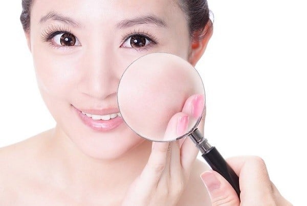  Với Mừng SHBET phiên bản mới 2025 đã có dấu hiệu lão hóa, hãy ưu tiên sữa rửa mặt dịu nhẹ, không chứa sulfate và có độ pH khoảng 5.5 