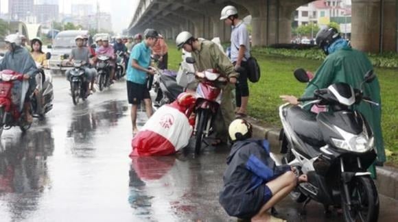 Dừng, đỗ trên phần đường xe chạy ở ngoài đô thị nơi có lề đường.    