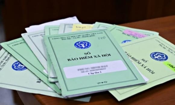Người sử dụng lao động đóng hằng tháng 22% tiền lương làm căn cứ đóng BHXH vào quỹ hưu trí và tử tuất.    