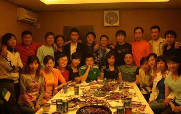 Đây là nhóm “cá biệt” ngày xưa, thường nằm trong top điểm số thấp. Thế nhưng, sau khi ra trường, nhờ sự nỗ lực và khéo léo, họ đã gặt hái thành công trong công việc, có thu nhập ổn định.