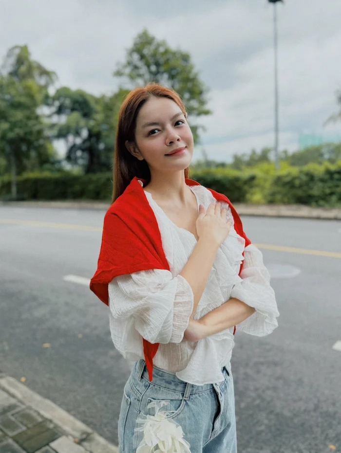 Phạm Quỳnh Anh cho biết suốt thời gian qua cô phải nhẫn nhịn, chịu nhiều chỉ trích từ dư luận, và cho rằng cả mình lẫn Bảo Anh đều là nạn nhân của sự dẫn dắt ác ý trên mạng xã hội. 
