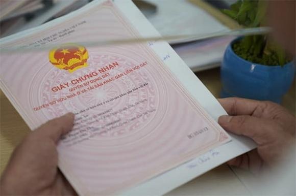 Nếu nộp hồ sơ trực tuyến, giấy tờ phải được số hóa từ bản chính hoặc bản sao hợp lệ. 