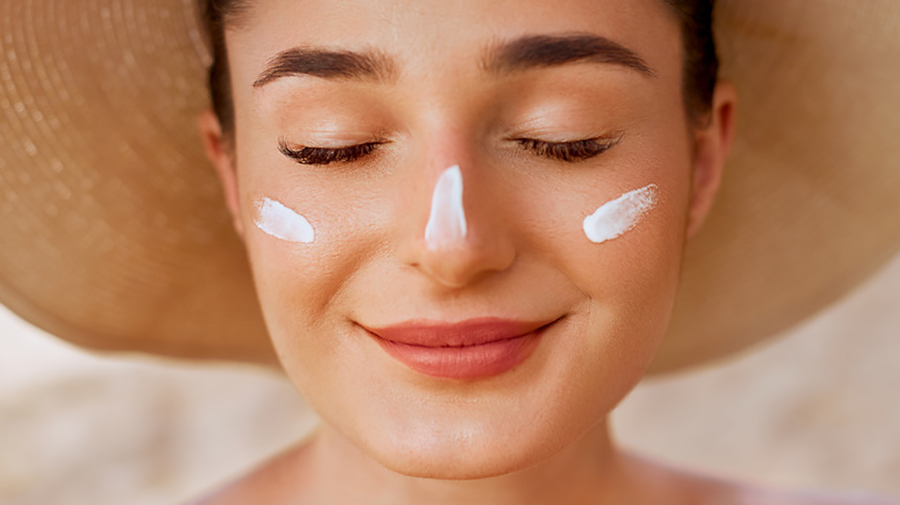  Trong lúc bạn ngủ, các tế bào da hoạt động mạnh mẽ, quá trình sản sinh collagen diễn ra nhanh hơn.