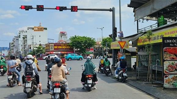 Từ năm 2025, hệ thống đèn tín hiệu sẽ được điều chỉnh theo khoản 4, Điều 11 Luật Giao thông đường bộ sửa đổi. 