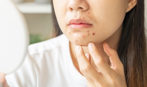 Trong những trường hợp cần cấp tốc, nước đá chính là “trợ thủ” hiệu quả. 