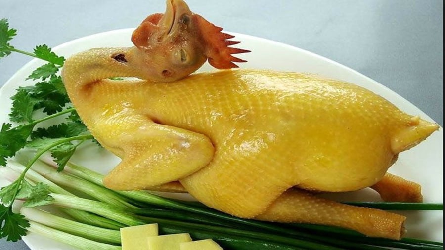 Thịt gà kỵ với thịt chó nên tránh ăn chung