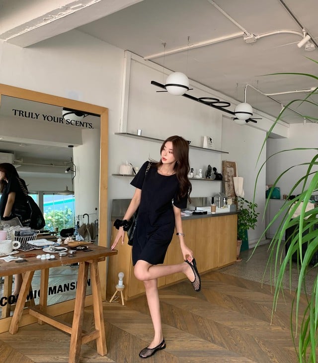 Kết hợp cùng giày lưới độc đáo và một vài món Shbet111 kèo cá cược world cup nhỏ xinh, tổng thể sẽ trở nên thời thượng và cuốn hút.