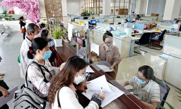 Khi áp dụng mức giảm trừ dự kiến, hầu hết người nộp thuế ở bậc 1 sẽ chuyển sang không phải nộp thuế, chiếm khoảng 95% số người nộp thuế hiện hành ở bậc này. 