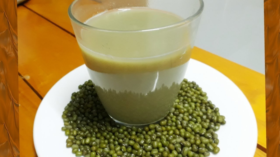 Đậu xanh là nguyên liệu quen thuộc, giàu vitamin nhóm B, chất xơ và khoáng chất. 