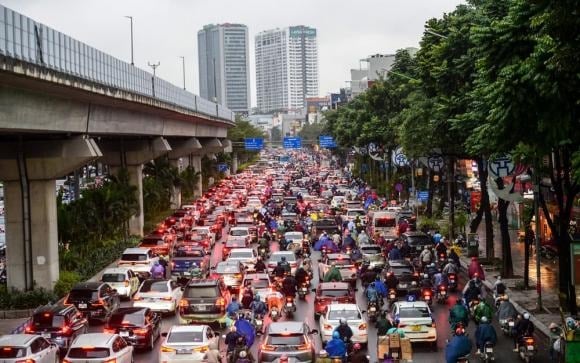 Cùng với đó, Trung tâm Đổi mới sáng tạo Hà Nội dự kiến sẽ khánh thành trong tháng 10. Trung tâm này đã thiết lập hợp tác với Seoul (Hàn Quốc), Singapore và nhiều viện, trường lớn của Việt Nam.    