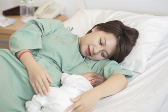 Khoản tiền này sẽ được chi trả cùng với chế độ thai sản khi người lao động hoàn tất hồ sơ theo quy định.    