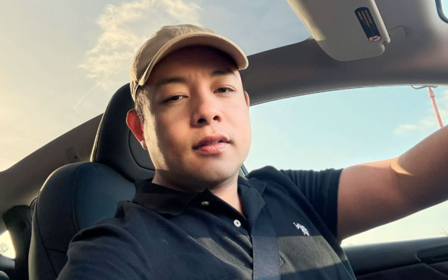 Quang Lê được nhận món quà đặc biệt gần 8 tỷ đồng