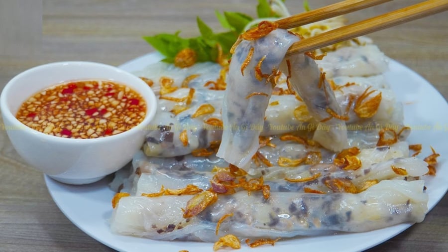 Bánh cuốn – Shbet0099 cá cược trực tuyến quen thuộc của người Việt – là lựa chọn tuyệt vời cho bữa sáng nhanh gọn mà vẫn đầy đủ dinh dưỡng. 