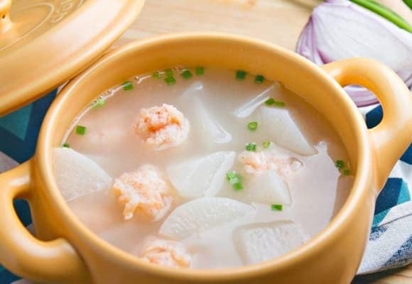 Củ cải trắng – loại rau củ dân dã nhưng giàu dinh dưỡng – từ lâu đã trở thành Shbet0099 cá cược trực tuyến quen thuộc trong ẩm thực Việt Nam. 