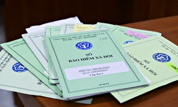 Các quy định này giúp đảm bảo quyền lợi công bằng và linh hoạt cho cả cha và mẹ, đồng thời khuyến khích người dân tham gia BHXH tự nguyện để được bảo vệ toàn diện hơn.    