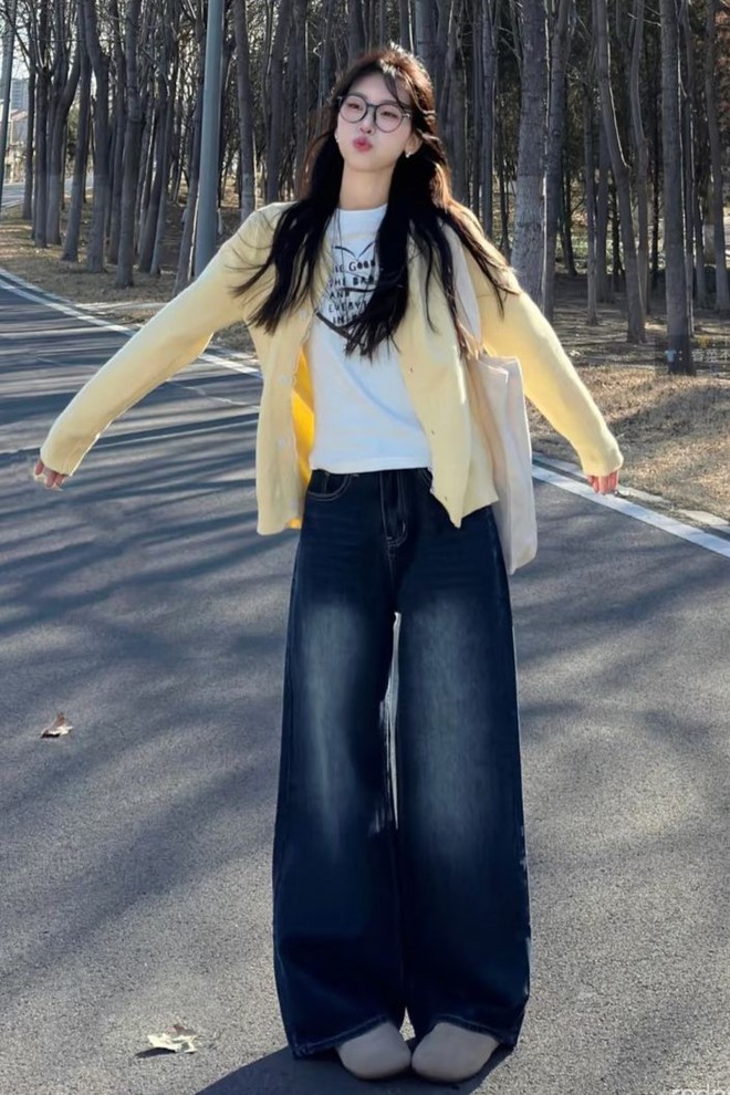  Cardigan dáng dài qua hông giúp kéo dài tỷ lệ Sh88bet đăng ký miễn phí và khéo léo che những khuyết điểm ở eo.