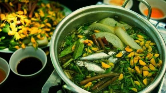 Mỗi mùa cá linh về, không khí mua bán ở An Giang, Đồng Tháp, Long An trở nên nhộn nhịp. 