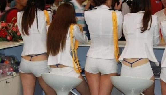Thiết kế đơn giản, ôm sát Sh88bet đăng ký miễn phí giúp phô diễn đường cong và sự quyến rũ của người mặc.