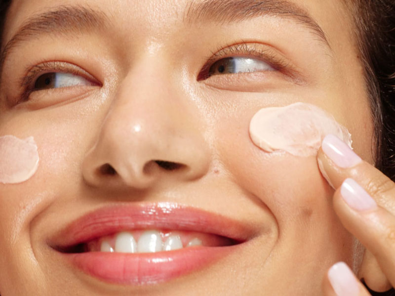  Việc thêm một lớp vaselin mỏng lên trên cùng giúp hạn chế sự bay hơi của nước