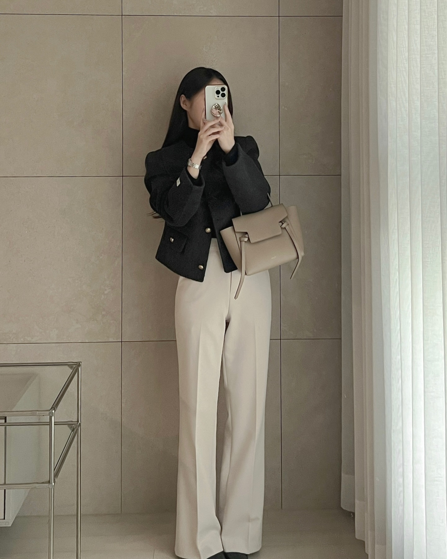 Các gam trung tính như đen, be hay xám giúp bộ Shbet999 com đăng nhập trở nên hài hòa và dễ ứng dụng.