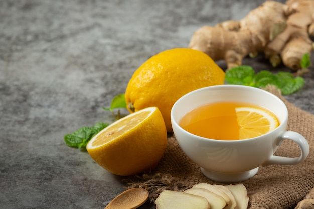 Nước gừng – quế – Link Vào SHBET88 Mới Nhất – Tăng miễn dịch mạnh, giảm triệu chứng cúm    