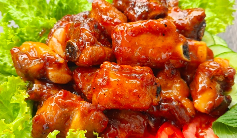 Cách nấu sườn xào chua ngọt mềm tan